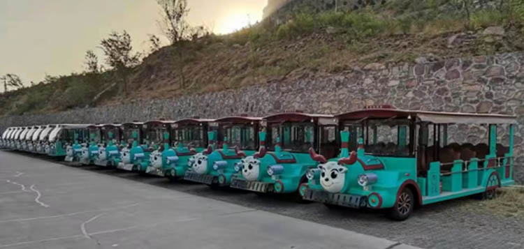 河南寶泉景區觀光車案例 河南寶泉景區觀光車案例